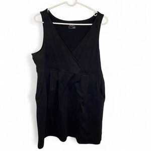 Eddie Bauer black dress with pockets